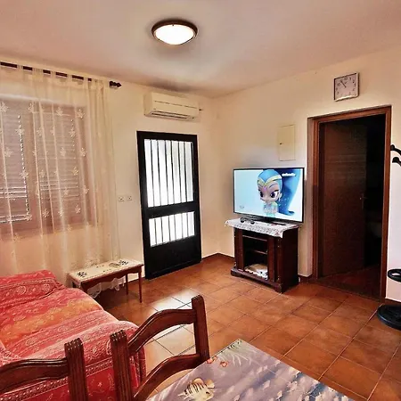Apartament In With One-bedroom 23